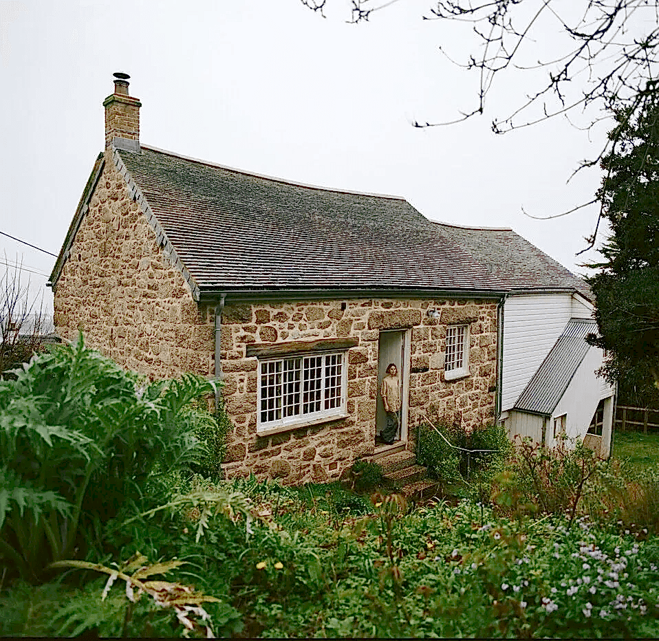 CENTERING CONTEMPORARY ARTISTS IN HISTORIC PLACES: BUILDING & SUSTAINING ARTIST RESIDENCIES